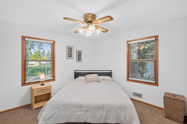 1938 Edgerton Street, Maplewood, MN 55117