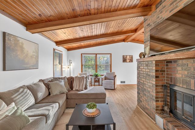 1938 Edgerton Street, Maplewood, MN 55117