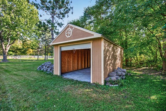 1938 Edgerton Street, Maplewood, MN 55117