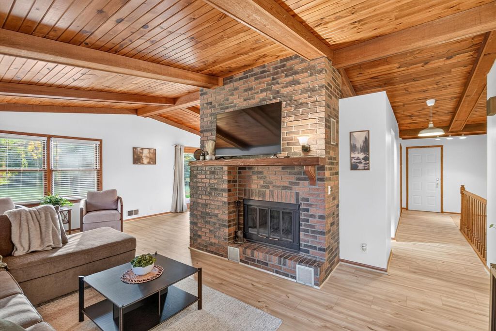 1938 Edgerton Street, Maplewood, MN 55117 — photo 4