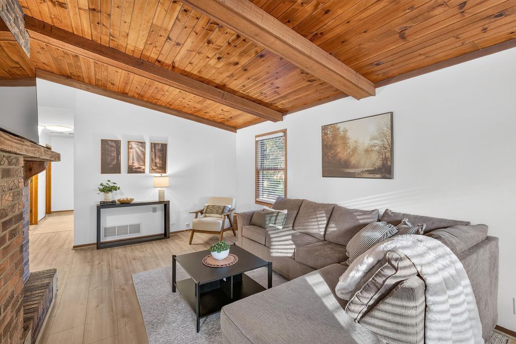 1938 Edgerton Street, Maplewood, MN 55117 — photo 5