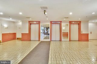 15100 INTERLACHEN DR #4-812, Silver Spring, MD 20906