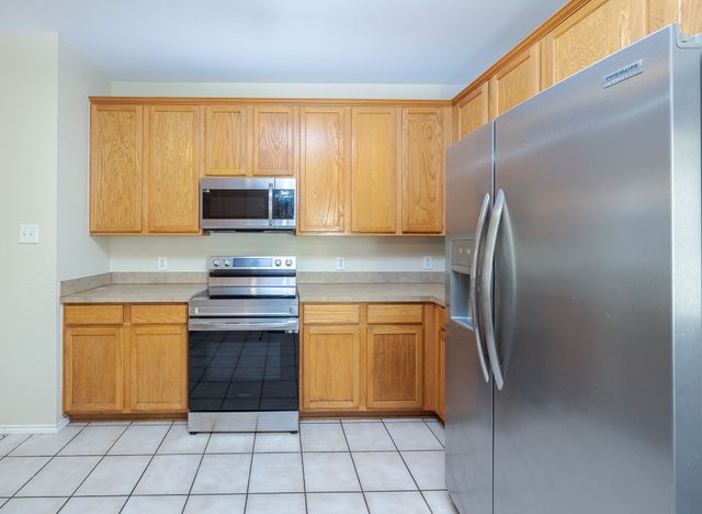 1828 Mercer Way, Savannah, TX 76227