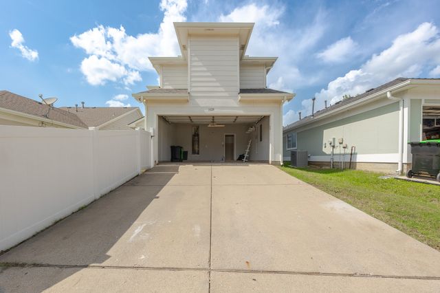 1828 Mercer Way, Savannah, TX 76227
