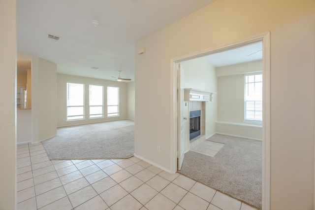 1828 Mercer Way, Savannah, TX 76227