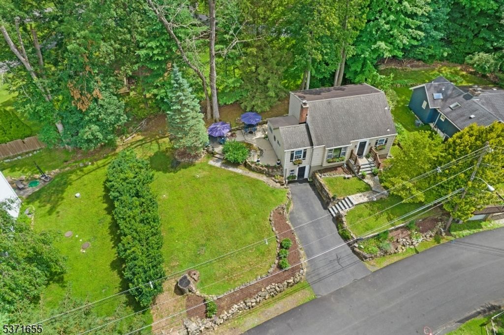 137 Hillside Rd, Sparta Twp., NJ 07871