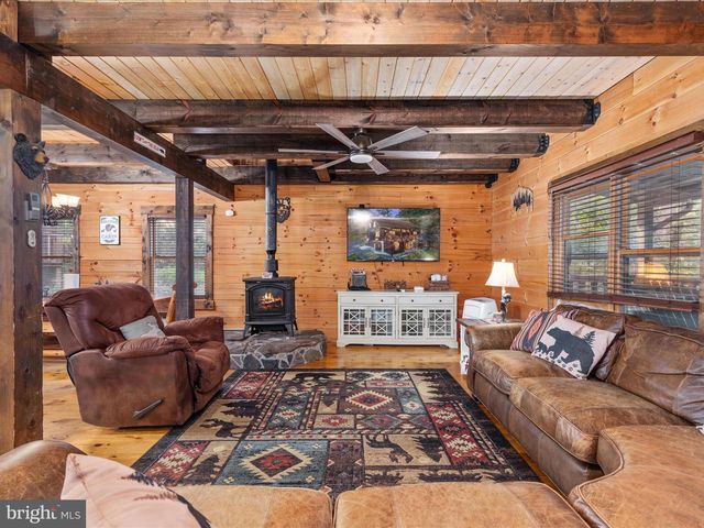 193 ASH LN, Mount Jackson, VA 22842