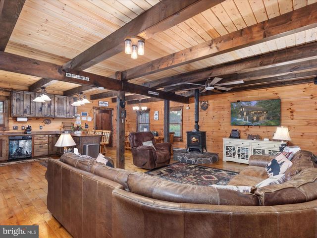 193 ASH LN, Mount Jackson, VA 22842