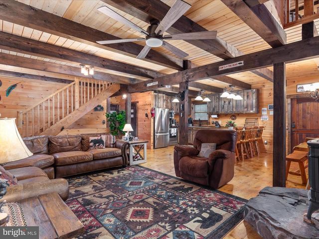 193 ASH LN, Mount Jackson, VA 22842