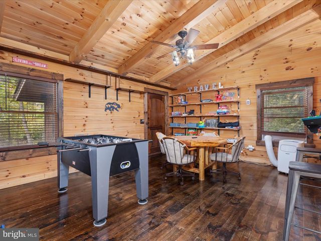 193 ASH LN, Mount Jackson, VA 22842