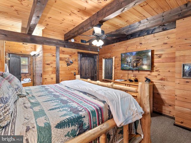 193 ASH LN, Mount Jackson, VA 22842