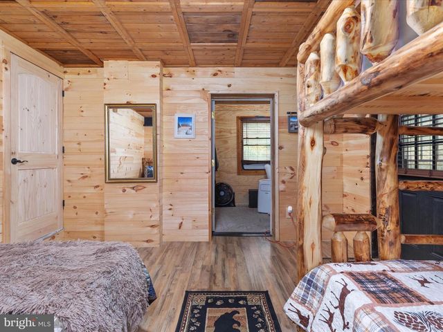 193 ASH LN, Mount Jackson, VA 22842