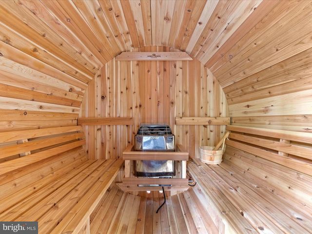 193 ASH LN, Mount Jackson, VA 22842