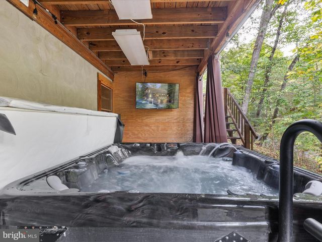 193 ASH LN, Mount Jackson, VA 22842