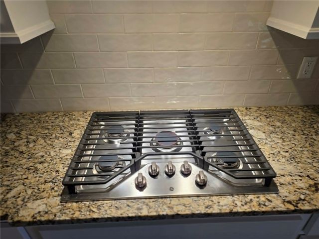 6 Burwell Drive, Bella Vista, AR 72714
