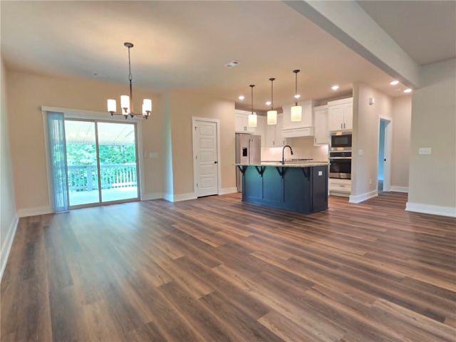 6 Burwell Drive, Bella Vista, AR 72714