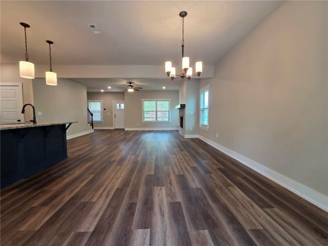 6 Burwell Drive, Bella Vista, AR 72714