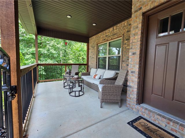 6 Burwell Drive, Bella Vista, AR 72714