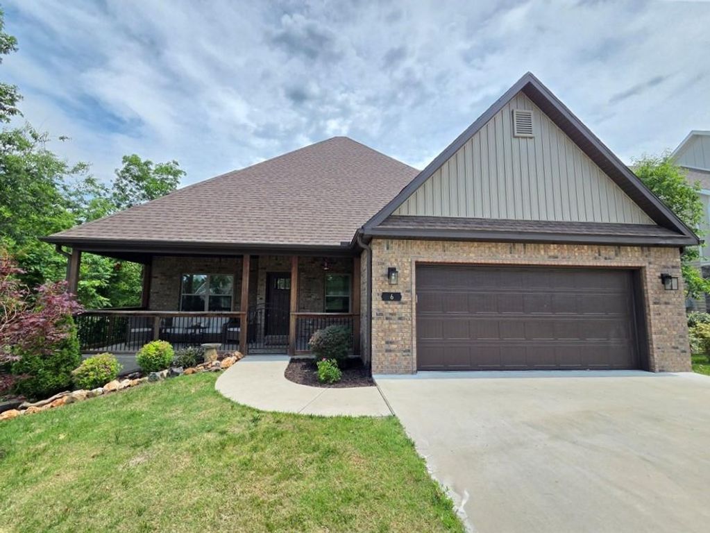 6 Burwell Drive, Bella Vista, AR 72714