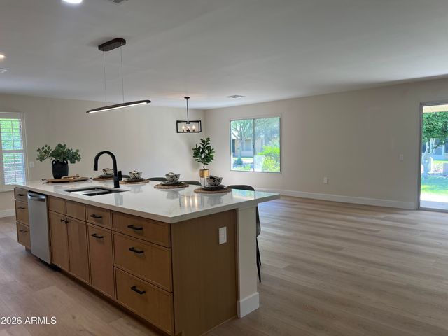 12514 W SENECA Drive, Sun City West, AZ 85375