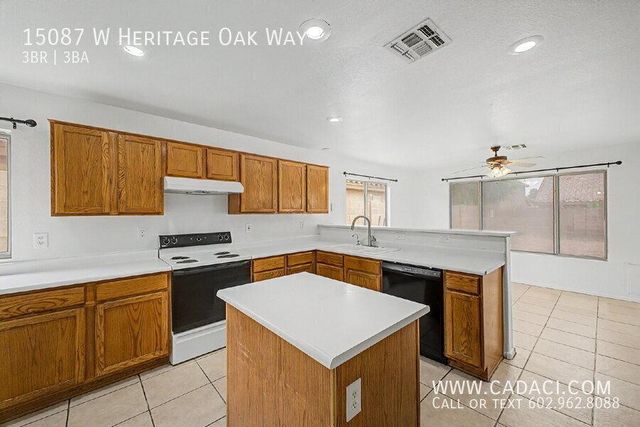 15087 W Heritage Oak Way, Surprise, AZ 85374