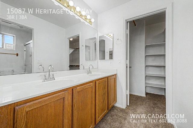 15087 W Heritage Oak Way, Surprise, AZ 85374