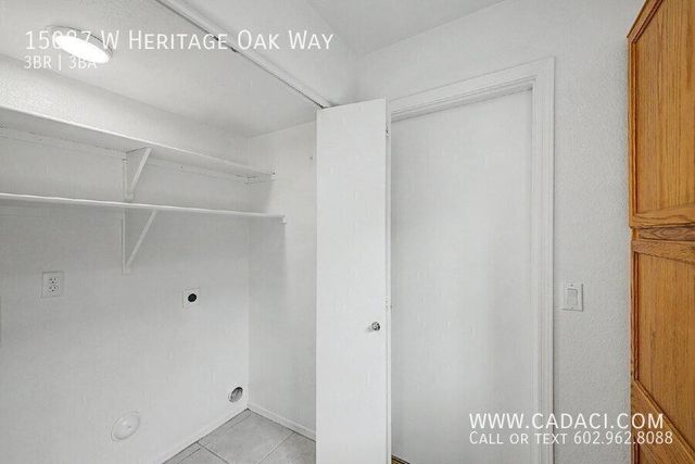 15087 W Heritage Oak Way, Surprise, AZ 85374