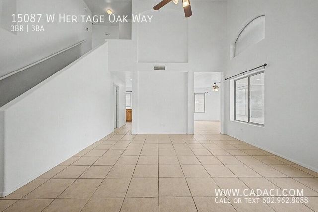 15087 W Heritage Oak Way, Surprise, AZ 85374