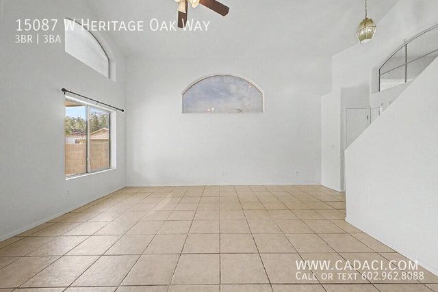 15087 W Heritage Oak Way, Surprise, AZ 85374
