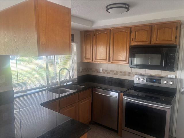 8302 SPLIT RAIL LANE, Hudson, FL 34667