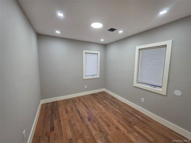 8523 106th Street, Richmond Hill, NY 11418