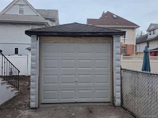 8523 106th Street, Richmond Hill, NY 11418