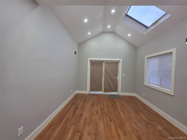 8523 106th Street, Richmond Hill, NY 11418