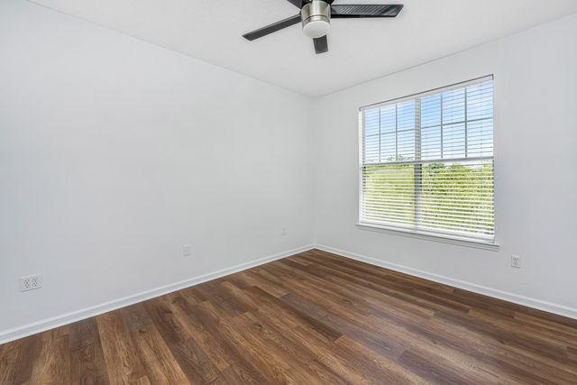 45 Sycamore Avenue Apt 933, Charleston, SC 29407