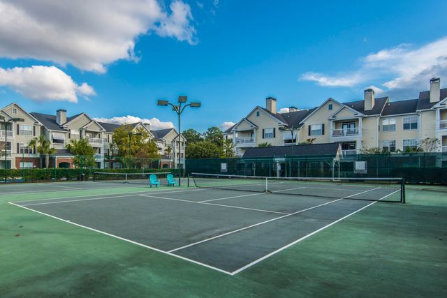45 Sycamore Avenue Apt 933, Charleston, SC 29407
