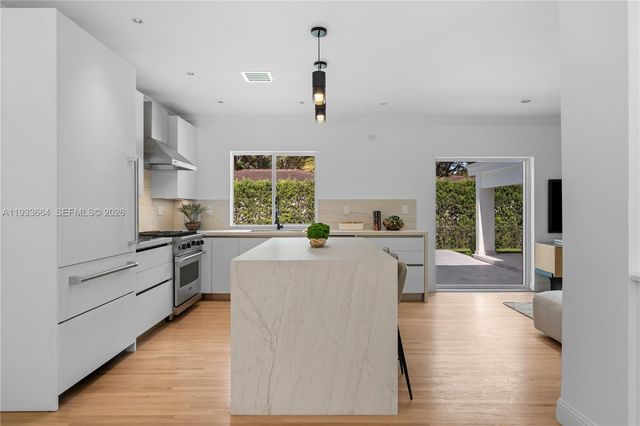 749 Anastasia ave, Coral Gables, FL 33134