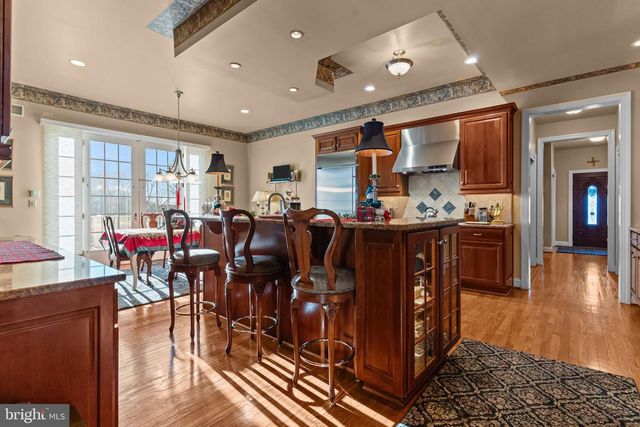 2175 JEFFERSON LN, Huntingdon Valley, PA 19006