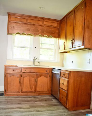 151 OAK AVENUE, Hueytown, AL 35023