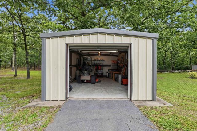 1707 Lawson Oaks Drive, Little Rock, AR 72210