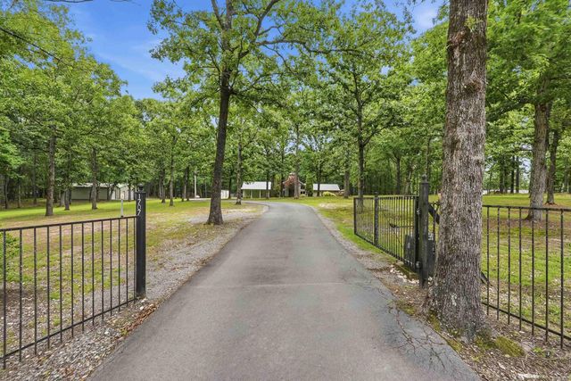 1707 Lawson Oaks Drive, Little Rock, AR 72210
