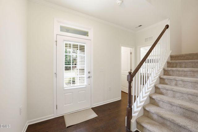 2820 Haw River Trail, Apex, NC 27502