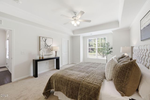 2820 Haw River Trail, Apex, NC 27502
