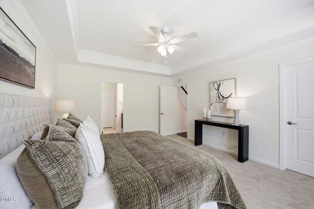 2820 Haw River Trail, Apex, NC 27502