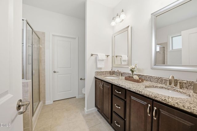 2820 Haw River Trail, Apex, NC 27502