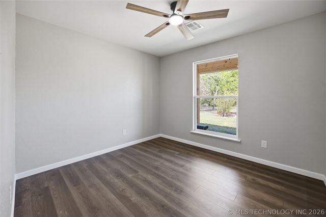 22112 W Coyote Trail S, Sand Springs, OK 74063
