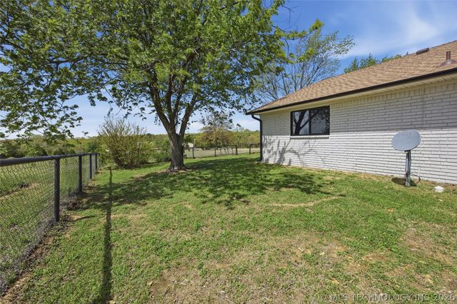 22112 W Coyote Trail S, Sand Springs, OK 74063