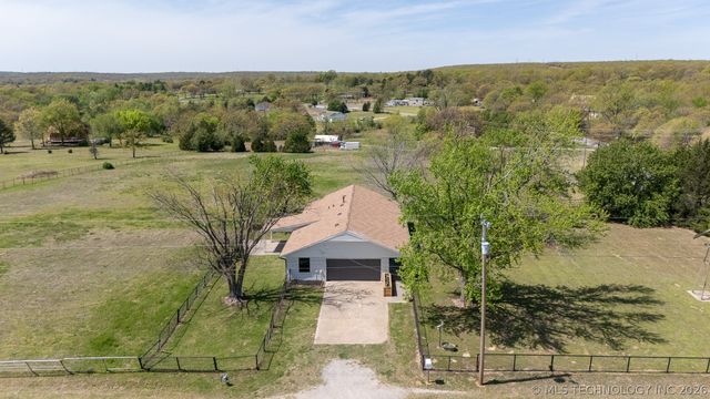 22112 W Coyote Trail S, Sand Springs, OK 74063