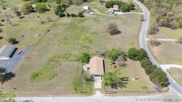 22112 W Coyote Trail S, Sand Springs, OK 74063