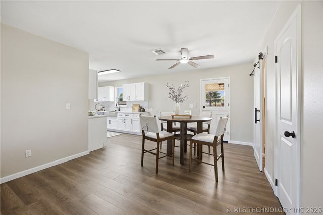 22112 W Coyote Trail S, Sand Springs, OK 74063
