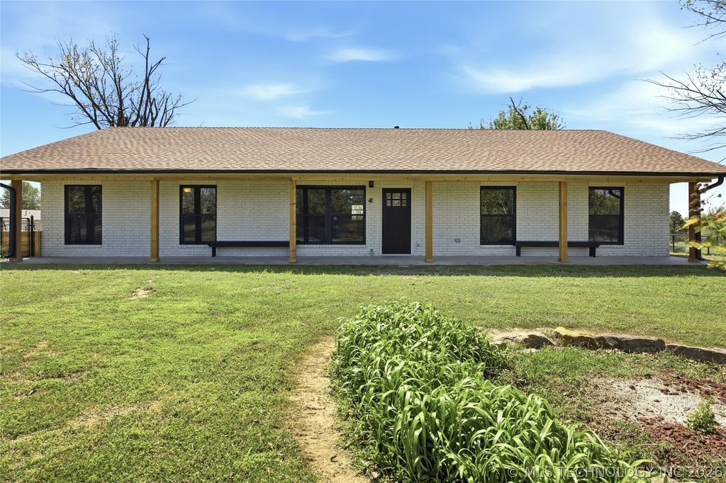 22112 W Coyote Trail S, Sand Springs, OK 74063